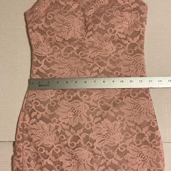 Sequin Hearts women's size 5 (juniors) pink lace dress - Picture 9 of 10
